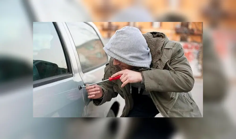 Ladrón devolvió un auto que había robado al enterarse a quien le pertenecía. Ladrón devolvió un auto que había robado al enterarse a quien le pertenecía.