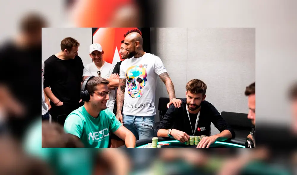 Gerard Piqué y Arturo Vidal, jugadores del Barcelona, disputaron una torneo de póker y ganaron fuerte suma de dinero.