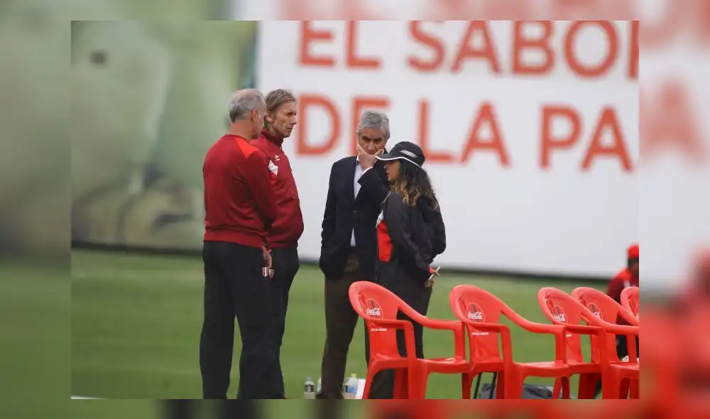 Romina Antoniazzi dejó de ser la jefa de prensa de la Federación Peruana de Fútbol Romina Antoniazzi dejó de ser la jefa de prensa de la Federación Peruana de Fútbol