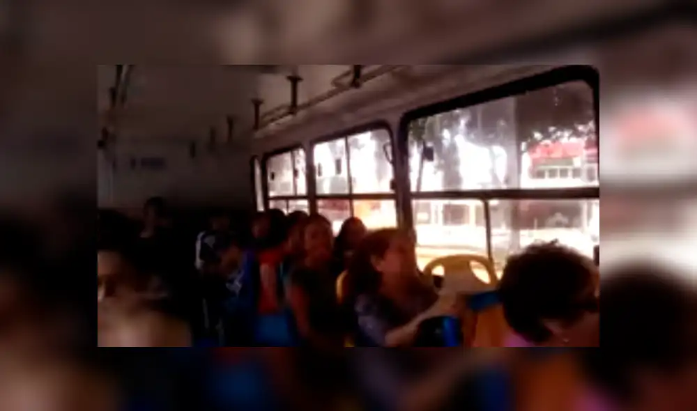 Facebook viral: pasajeros se enteran que conductor está de cumpleaños y le cantan "las mañanitas" [VIDEO]