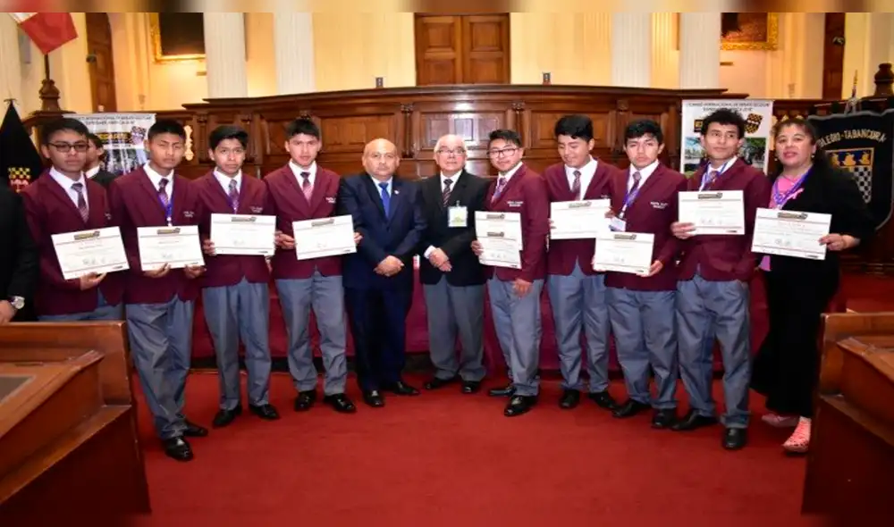 La IE Santa Isabel de Huancayo entre los ocho mejores de Latinoamérica debate escolar “expresarte 2018” 