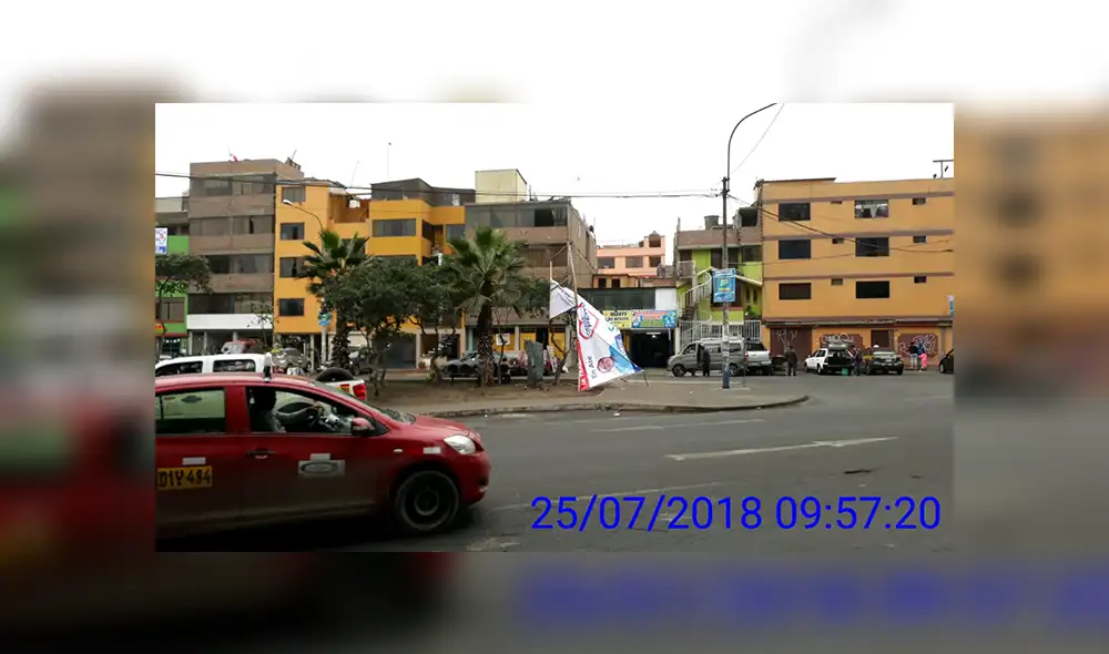 Elecciones municipales: carteles deteriorados amenazan vida de peatones en Ate