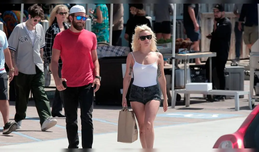 ¿Lady Gaga y Bradley Cooper se mudaron juntos? Medio internacional genera controversia por dato inédito ¿Lady Gaga y Bradley Cooper se mudaron juntos? Medio internacional genera controversia por dato inédito