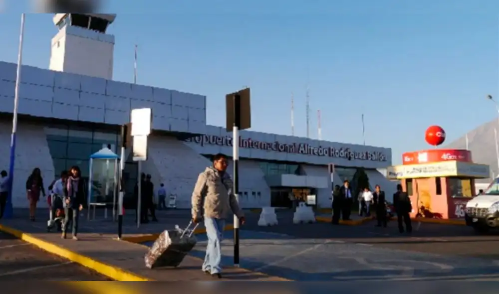 Aerolínea Sky Perú propone modernizar el aeropuerto de Arequipa