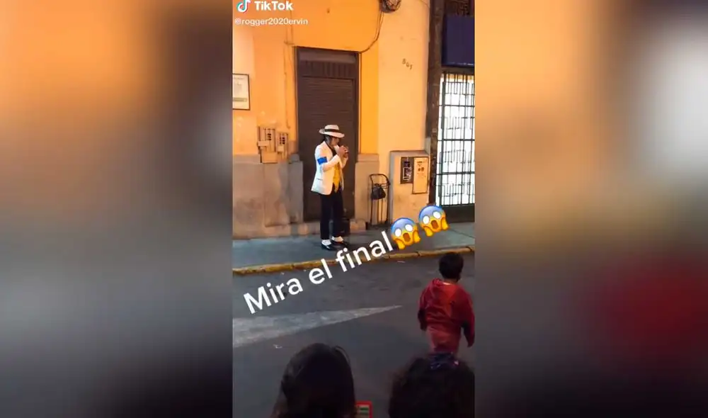 Desliza las imágenes para ver la increíble demostración que hizo un joven imitador de Michael Jackson. Foto: captura de TikTok/rogger2020ervin Desliza las imágenes para ver la increíble demostración que hizo un joven imitador de Michael Jackson. Foto: captura de TikTok/rogger2020ervin