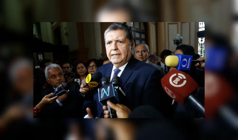 Alan García recomienda a Martín Vizcarra conformar un “Gabinete de ancha base” Alan García recomienda a Martín Vizcarra conformar un “Gabinete de ancha base”