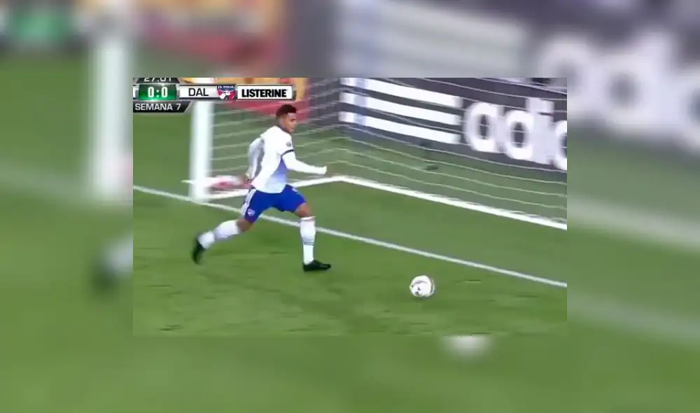 Risas en YouTube con increíble blooper de jugador que estaba solo frente al arco [VIDEO]