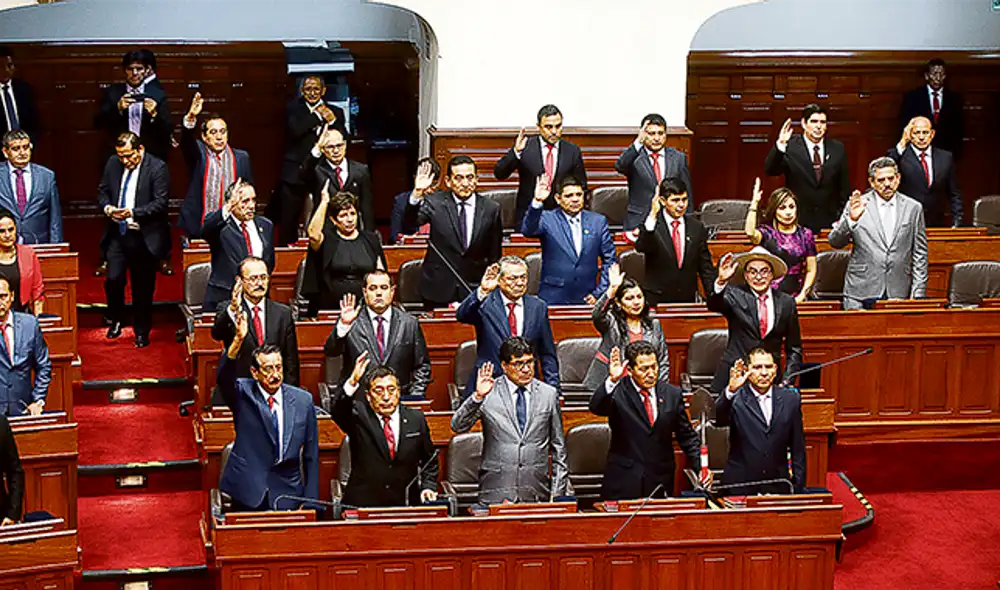 Mal comienzo. Con propuesta de AP, nuevo Parlamento podrían consumar una contrarreforma para evitar cambios en su forma de elegir a sus candidatos y mantener poder de partidos. Foto: Congreso. Mal comienzo. Con propuesta de AP, nuevo Parlamento podrían consumar una contrarreforma para evitar cambios en su forma de elegir a sus candidatos y mantener poder de partidos. Foto: Congreso.