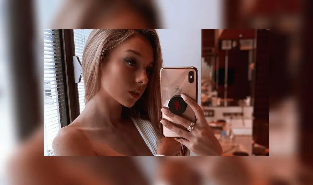 Ester Expósito deja al descubierto zona íntima en sensual fotografía en la cama [FOTOS]