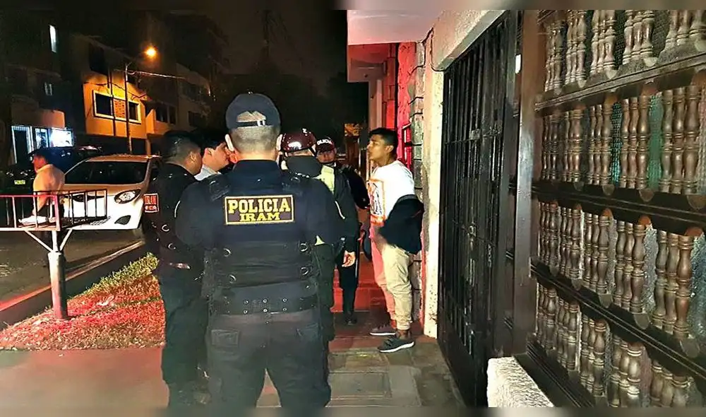 Atrapan a dos sujetos acusados de asaltar restaurante en Trujillo