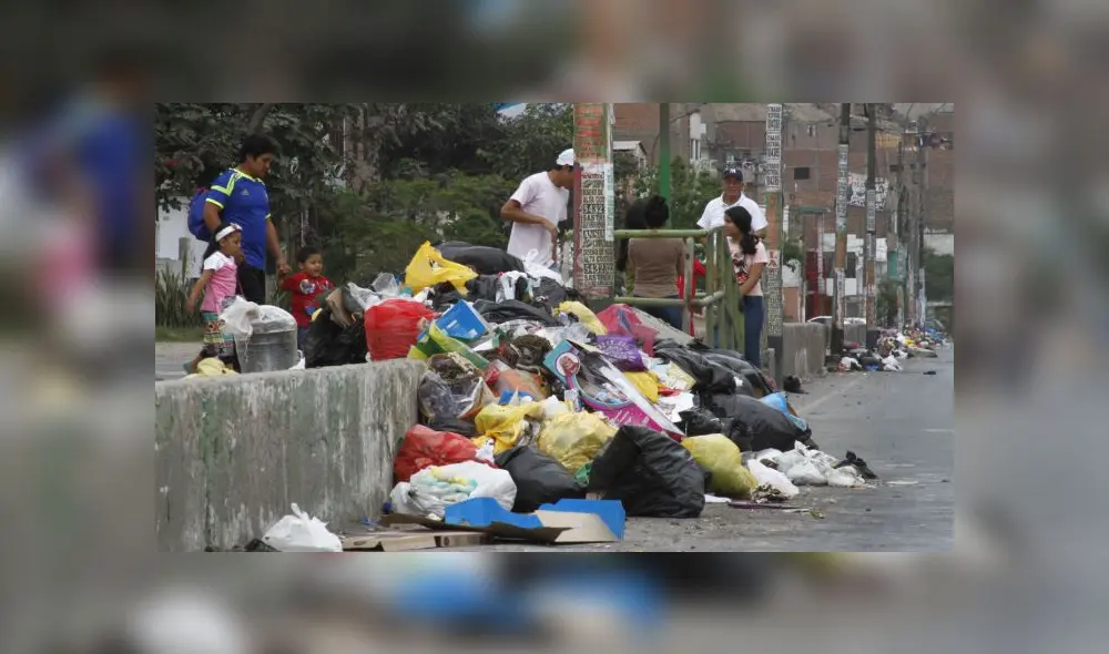 Comas: Vecinos denuncian falta de recojo de basura y culpan al alcalde