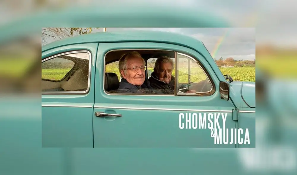 Este "inédito encuentro lleno de sabiduría" también se captó en el famoso Volkswagen del año 1987 de Pepe Mujica. Foto: difusión Este "inédito encuentro lleno de sabiduría" también se captó en el famoso Volkswagen del año 1987 de Pepe Mujica. Foto: difusión