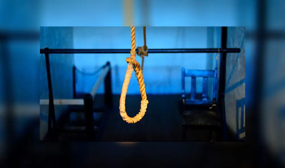 Hombre intenta suicidarse después de que su esposa se negara a limpiar la casa Hombre intenta suicidarse después de que su esposa se negara a limpiar la casa