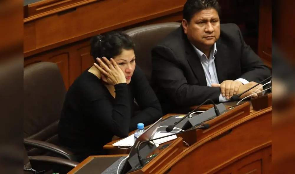 Yesenia Ponce: Pleno del Congreso acuerda suspenderla por 60 días Yesenia Ponce: Pleno del Congreso acuerda suspenderla por 60 días