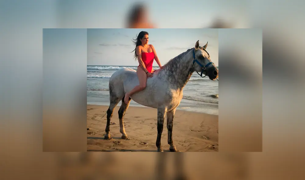 Celia Lora sorprende a fanáticos con infartante desnudo para mostrar sus tatuajes Celia Lora sorprende a fanáticos con infartante desnudo para mostrar sus tatuajes