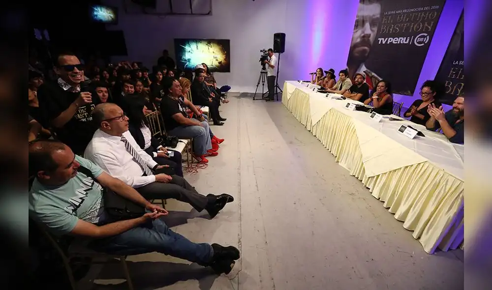 El Ultimo Bastión: Fanáticos y actores se reunieron en el fan meet de la serie [FOTOS]