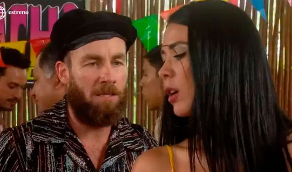 Magdyel Ugaz retorna a la televisión con su persona de “La Chafloque” en la cuarta temporada de la teleserie De vuelta al barrio. Foto: captura América TV Magdyel Ugaz retorna a la televisión con su persona de “La Chafloque” en la cuarta temporada de la teleserie De vuelta al barrio. Foto: captura América TV