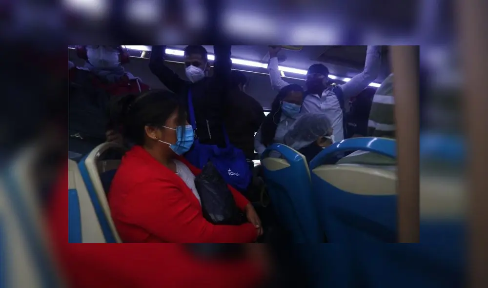 Buses llenos y aglomeraciones en Puente Nuevo. Créditos: Flavio Matos. Buses llenos y aglomeraciones en Puente Nuevo. Créditos: Flavio Matos.