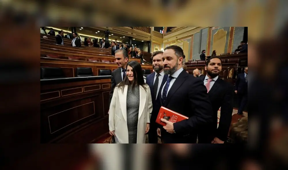 Santiago Abascal: ''¿Cuántos españoles se van a sentir mujer al hacer la declaración de la Renta?''