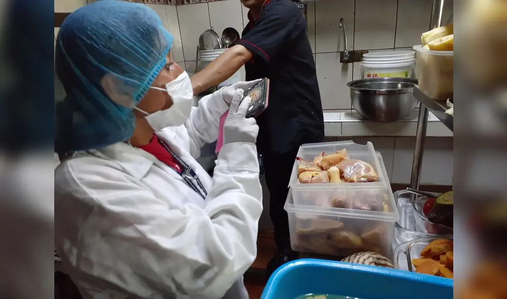 Cerraron cevichería porque funcionaba en malas condiciones de salubridad. Créditos: Difusión.