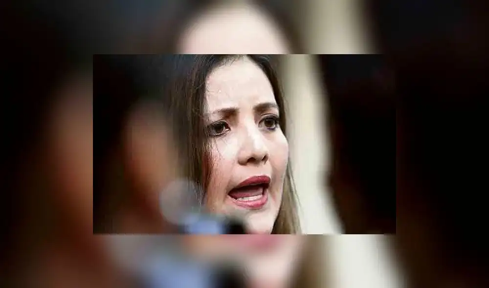 Nunca se vio a un Contralor enfrentarse a las autoridades sin pruebas