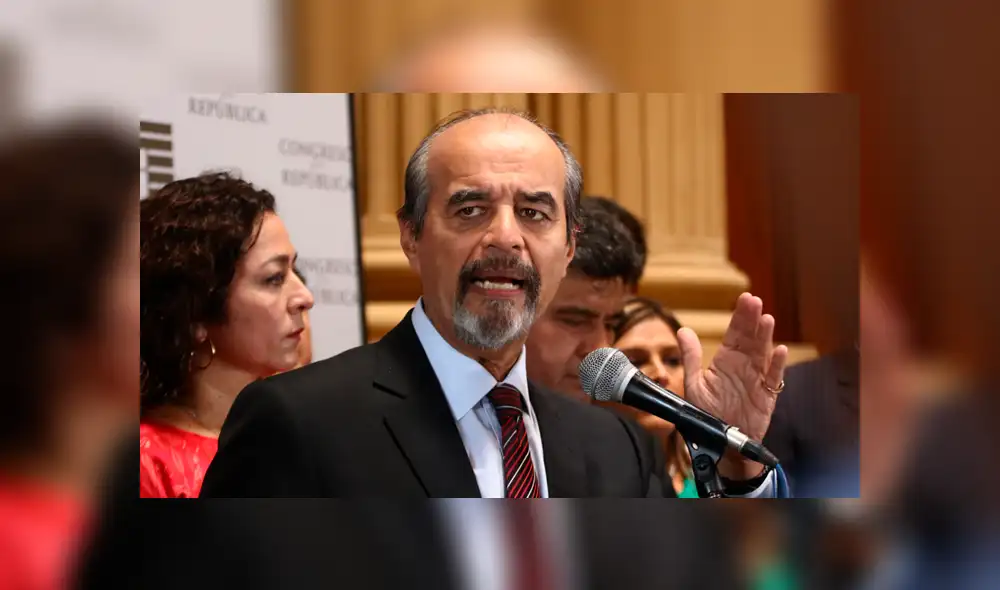 Apra acusa que investigación a García es por "orden" de Vizcarra