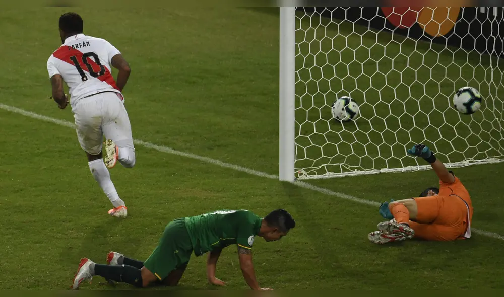 Diego Penny le responde a Jefferson Farfán tras revelar que lo goleaba en las divisiones menores. Diego Penny le responde a Jefferson Farfán tras revelar que lo goleaba en las divisiones menores.