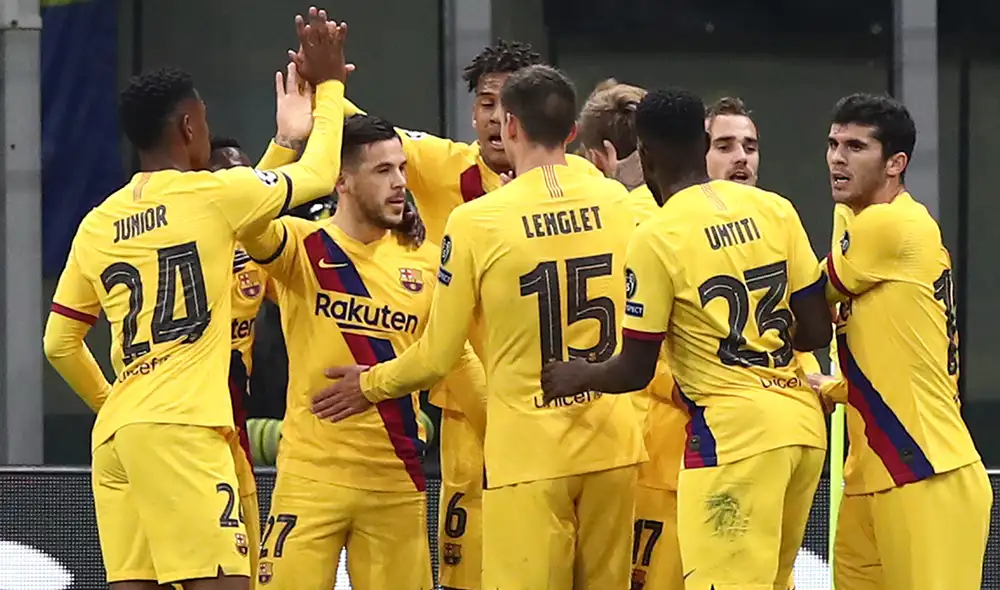 Carles Pérez anotó el primer gol del partido entre el FC Barcelona e Inter por la Champions League. | Foto: AFP