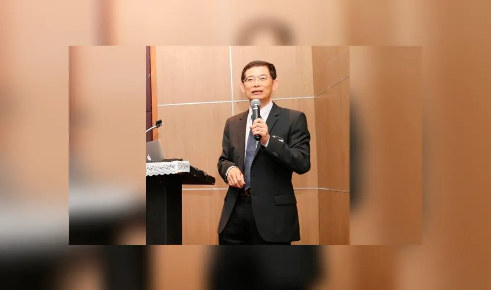 El doctor Wichit Siritattamrong reconstruyó la mano de un trabajador tailandés. Foto: Clarín