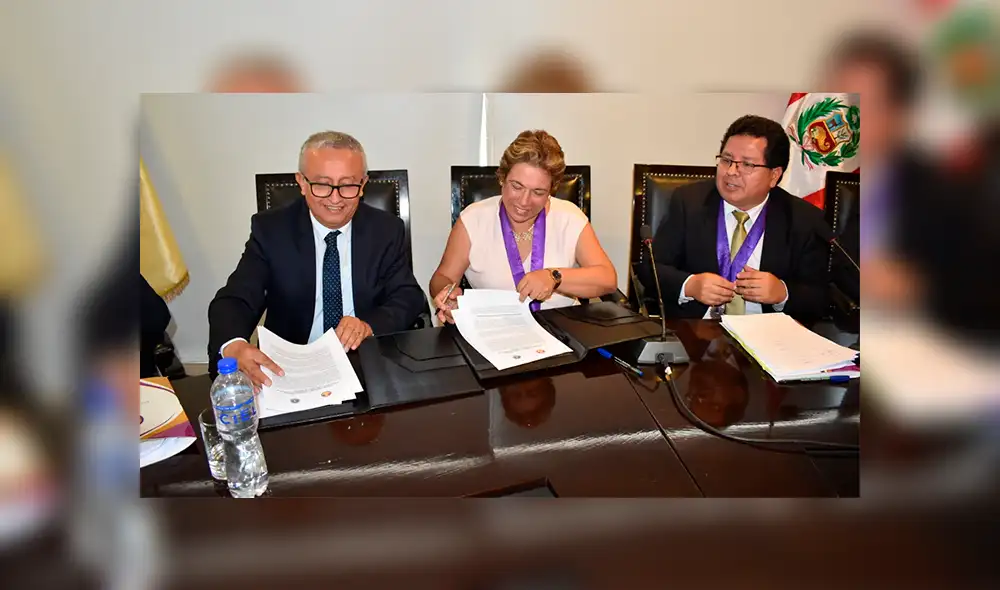 Egresados de medicina deberán aprobar examen nacional para poder ejercer la profesión