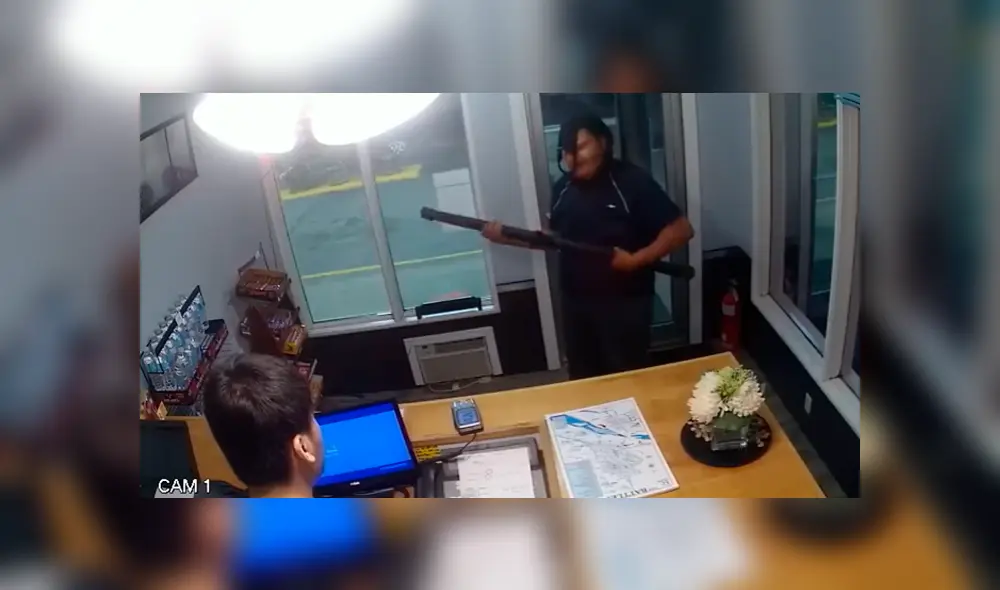 YouTube: Ladrón “armado” y borracho intenta asaltar local, pero solo hace el ridículo