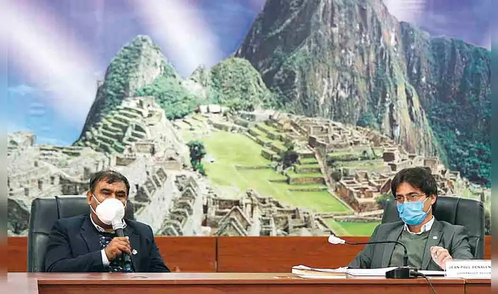 ACCIONES DE COORDINACIÓN. Gobernador Jean Paul Benavente y alcaldes se reunieron ayer para reactivar el sector turismo. ACCIONES DE COORDINACIÓN. Gobernador Jean Paul Benavente y alcaldes se reunieron ayer para reactivar el sector turismo.