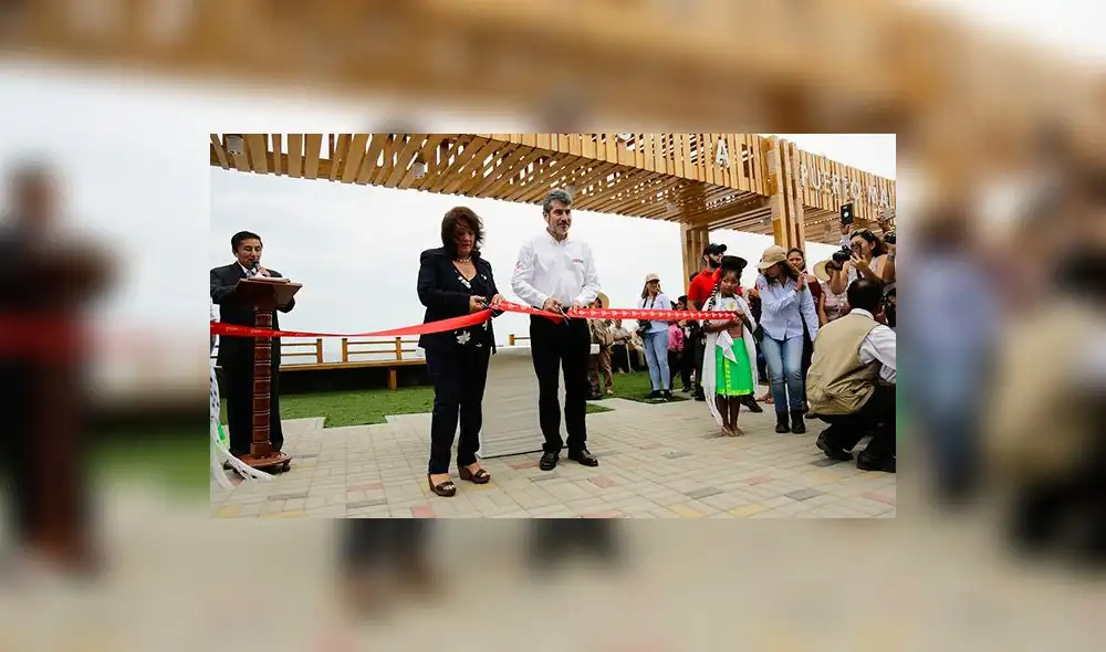 Mincetur inauguró malecón turístico del Puerto Malabrigo en La Libertad Mincetur inauguró malecón turístico del Puerto Malabrigo en La Libertad