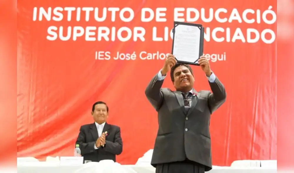Reconocimiento fue entregado por el Ministerio de Educación. Reconocimiento fue entregado por el Ministerio de Educación.