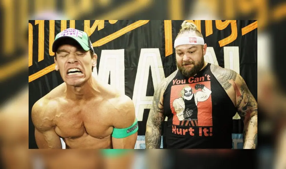 Cena recordando sus tiempos de fisicoculturista.