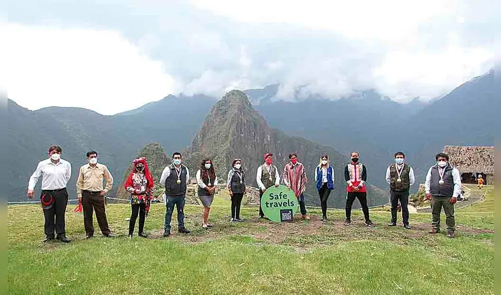 machupicchu. Hubo un ritual para recibir el reconocimiento como destino seguro para el turismo que ya ostenta el país.