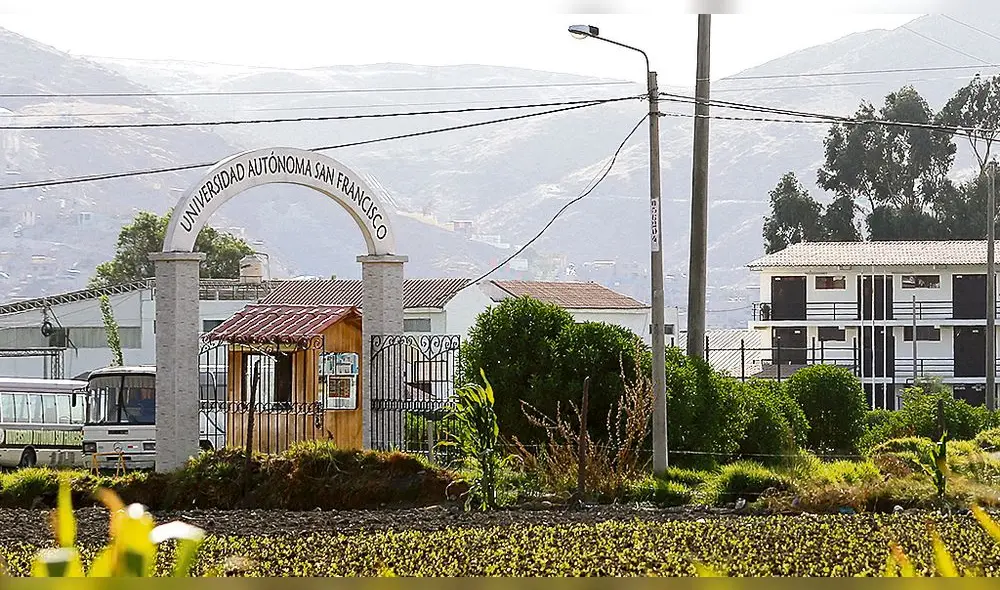 UNIVERSIDAD AUTONOMA SAN FRANCISCO 