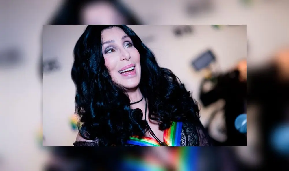 Polémica por tweet de la cantante Cher contra los inmigrantes en USA Polémica por tweet de la cantante Cher contra los inmigrantes en USA