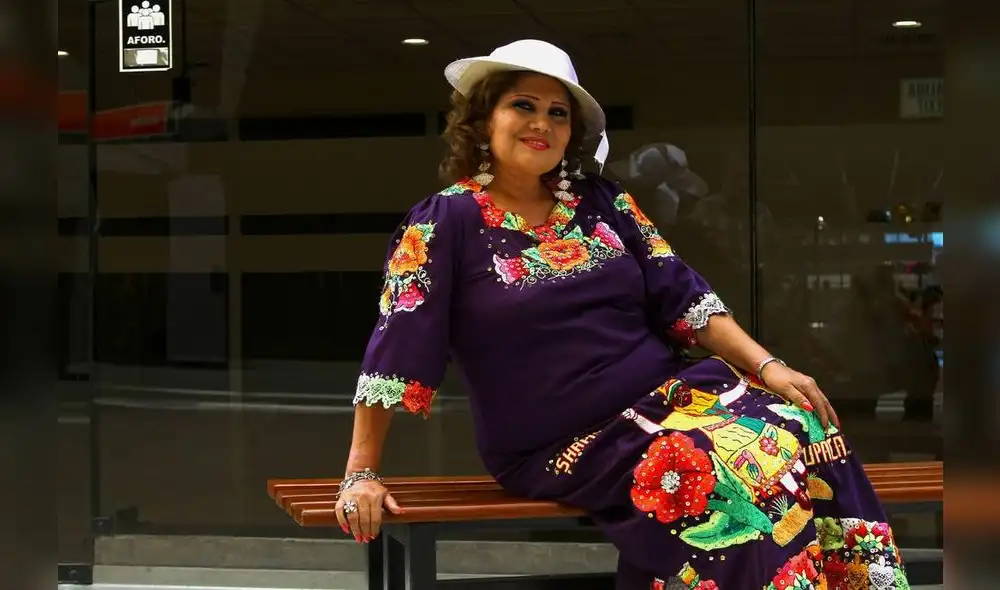 Amanda Portales presenta su 'Alma Chola' en concierto