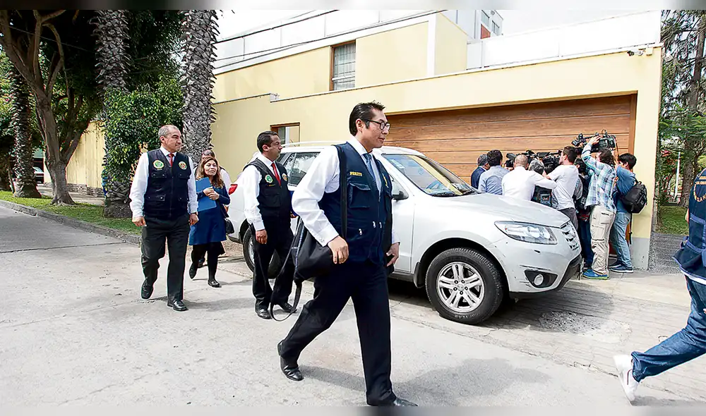 Peritos verifican circunstancias del suicidio de Alan García