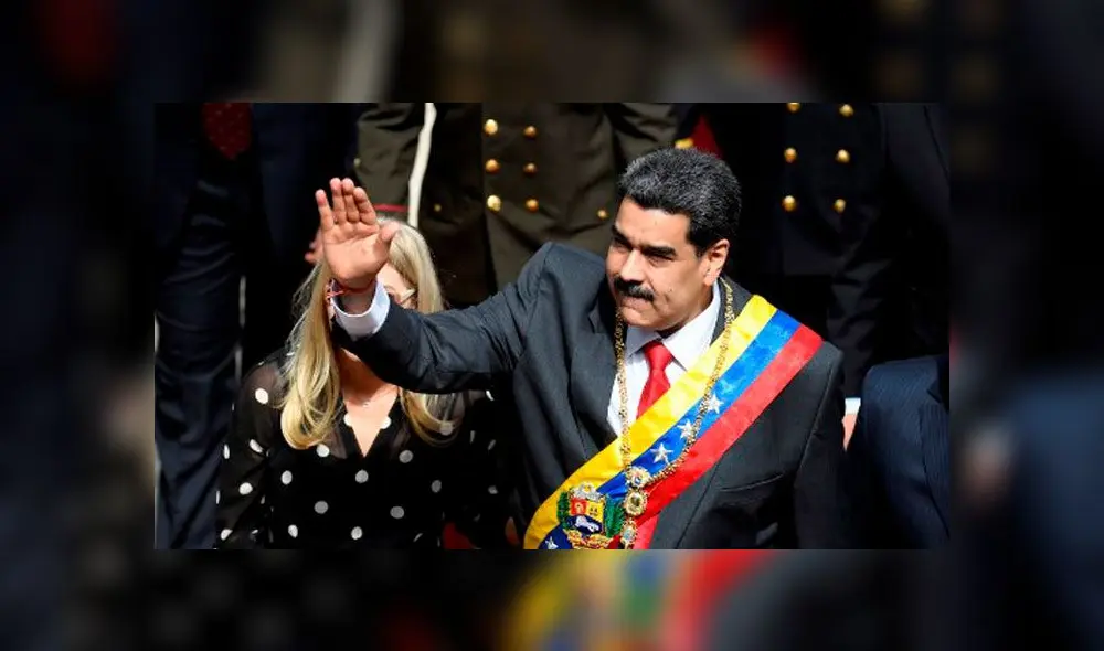 Nicolás Maduro antes de entrar al Parlamento de Venezuela para ofrecer la Memoria y Cuenta 2019. Foto: AFP.