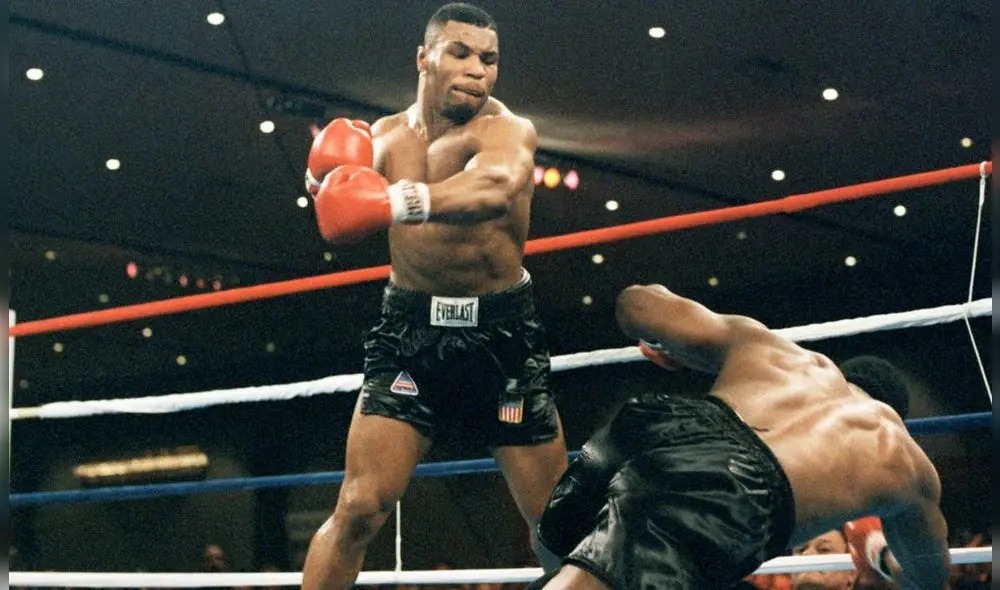 Mike Tyson es el boxeador más joven de la historia en conseguir un título mundial de los pesos pesados. (Foto: AFP) Mike Tyson es el boxeador más joven de la historia en conseguir un título mundial de los pesos pesados. (Foto: AFP)