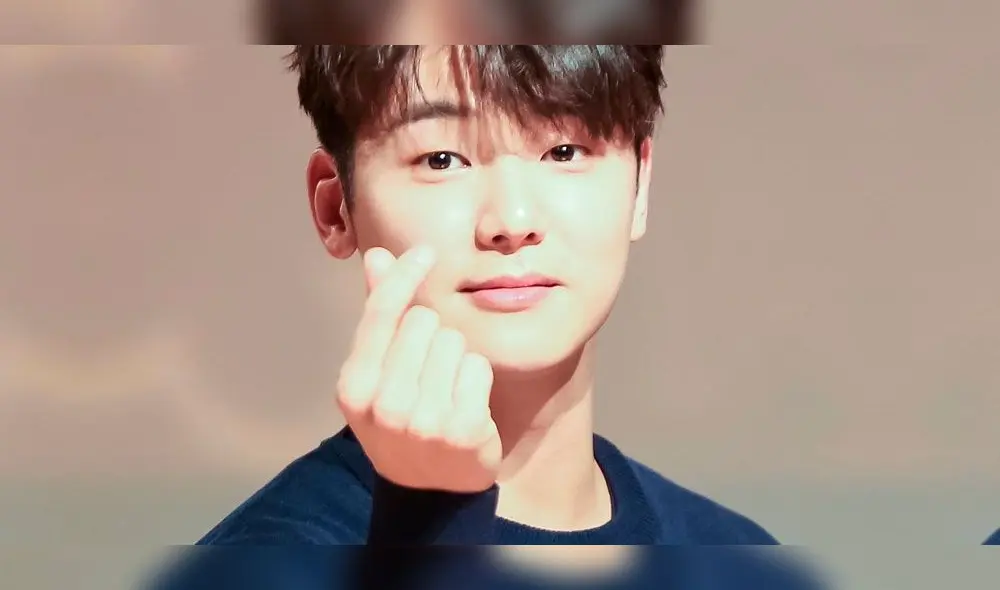 Kang Min Hyuk es un baterista, actor y cantante surcoreano.​​​ Es el baterista de la banda surcoreana CNBLUE.