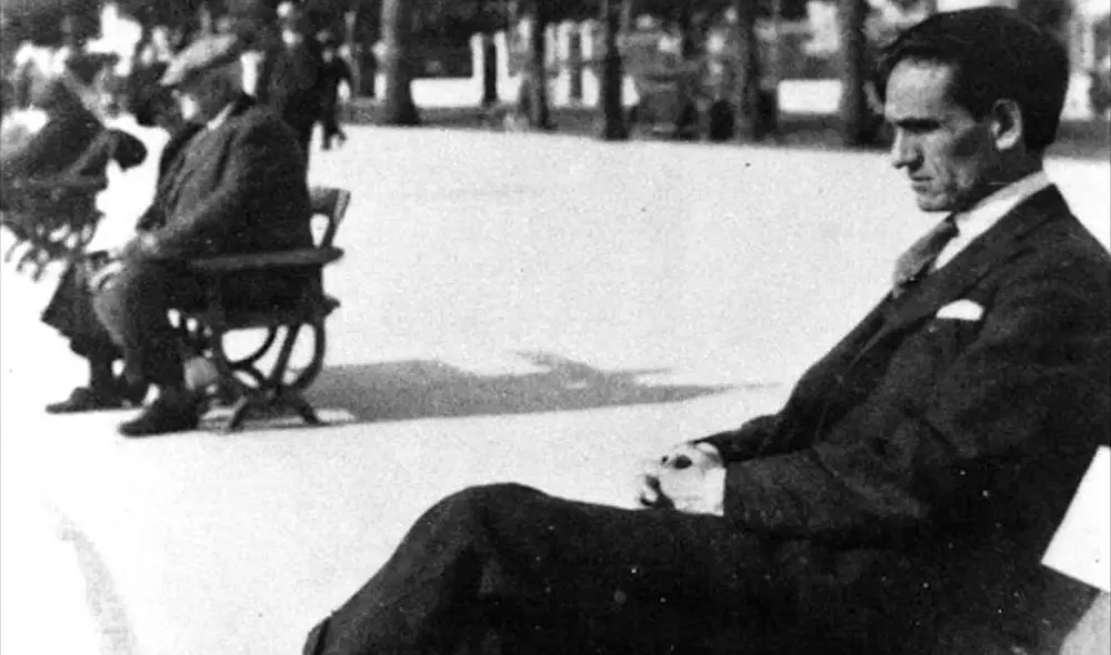 El escritor y poeta peruano murió en Paris a los 46 años. Foto: La Casa de la Literatura