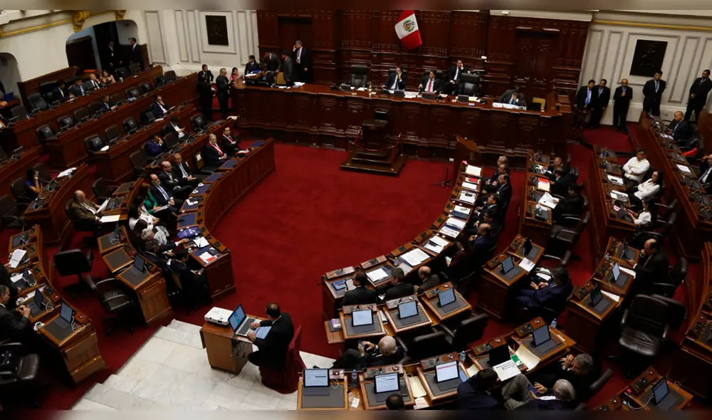 Los congresistas no agrupados que pueden formar nuevas bancadas [FOTOS]