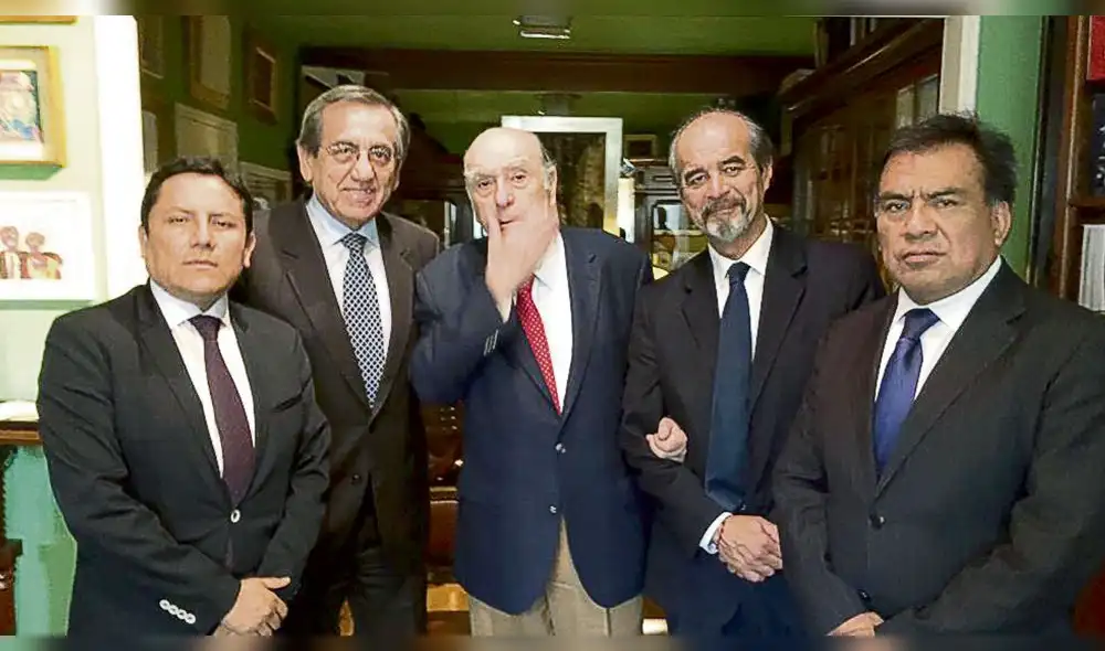 Frente Amplio y Apra mueven sus fichas en Uruguay