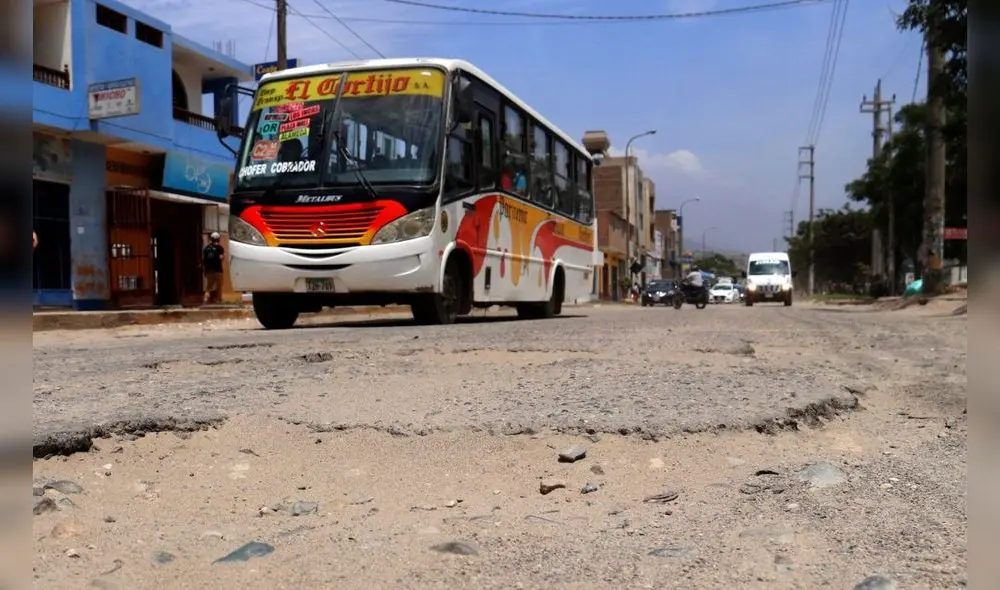 pistas mal estado trujillo