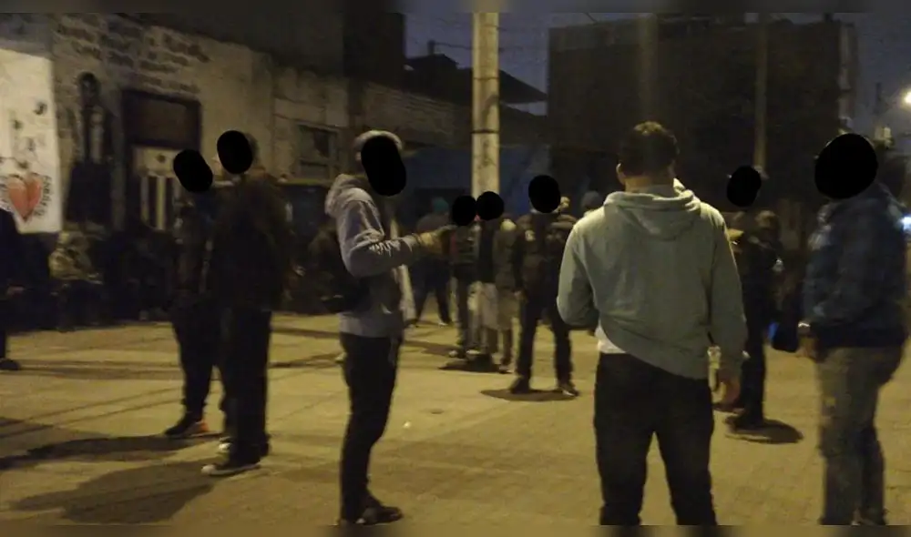 Alianza Lima: policía resguarda el estadio antes amenaza de invasión del Aposento Alto. Foto: Facebook. Alianza Lima: policía resguarda el estadio antes amenaza de invasión del Aposento Alto. Foto: Facebook.