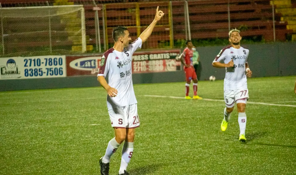 Saprissa superó a su similar de Santos y se mantiene líder del Clausura ‘Tico’ con 39 unidades. (FOTO: Saprissa). Saprissa superó a su similar de Santos y se mantiene líder del Clausura ‘Tico’ con 39 unidades. (FOTO: Saprissa).