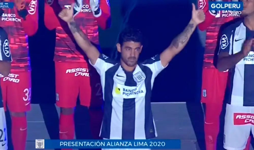 Luis Aguiar fue ovacionado en Matute en la Noche Blanquiazul. Foto: Captura